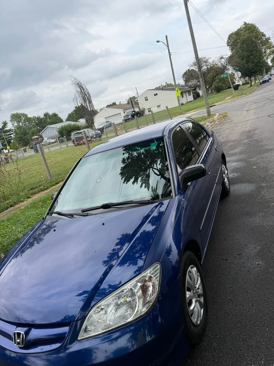 2005 Honda Civic 7th Gen - Image 3 of 8