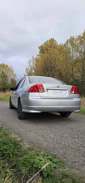 2005 Honda Civic 7th Gen - Image 5 of 9