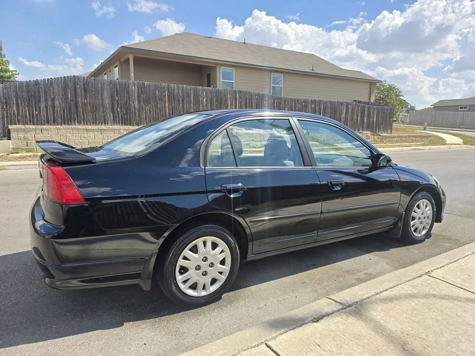 2005 Honda Civic 7th Gen - Image 4 of 8