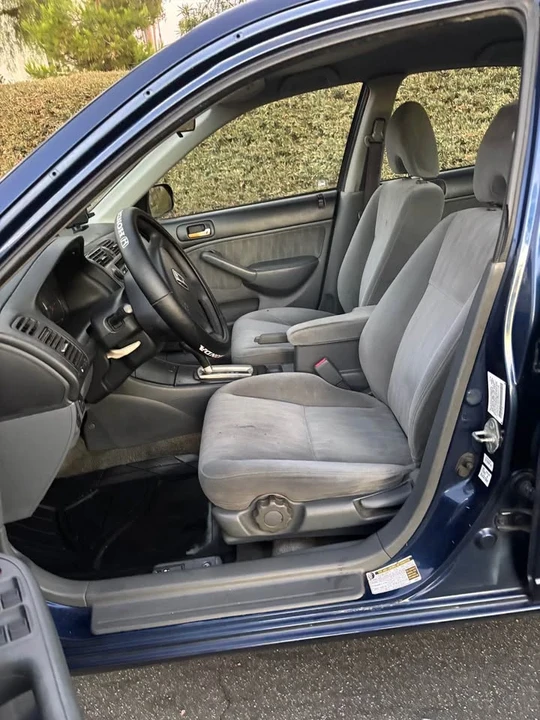 2005 Honda Civic 7th Gen - Image 7 of 12