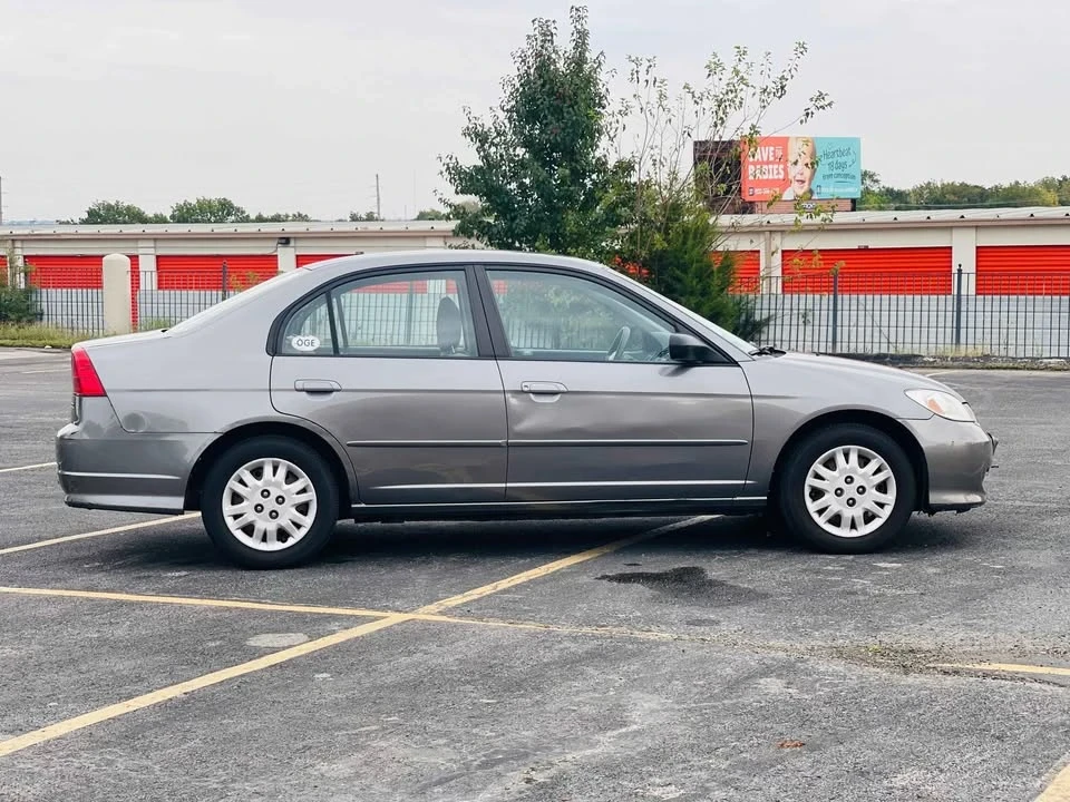 2005 Honda Civic 7th Gen - Image 4 of 18