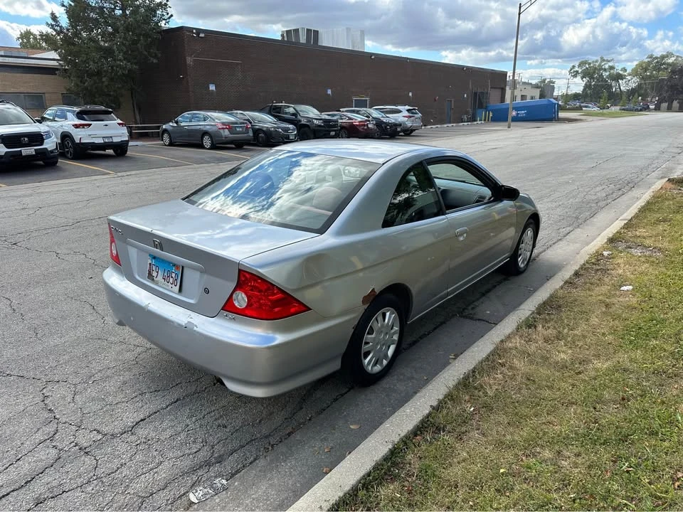 2005 Honda Civic 7th Gen - Image 5 of 14