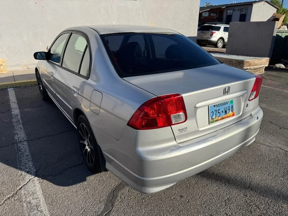 2005 Honda Civic 7th Gen - Image 5 of 12