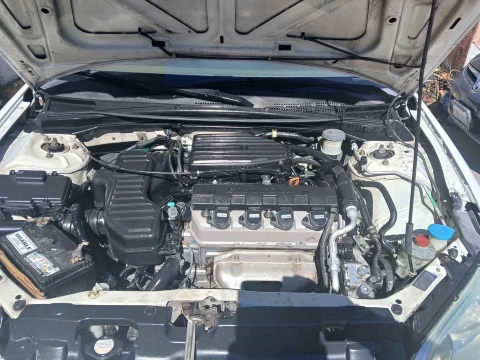 2005 Honda Civic 7th Gen - Image 5 of 10