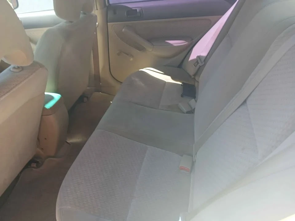 2005 Honda Civic 7th Gen - Image 4 of 10