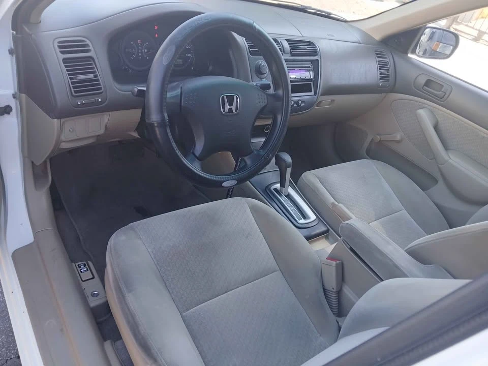 2005 Honda Civic 7th Gen - Image 9 of 10