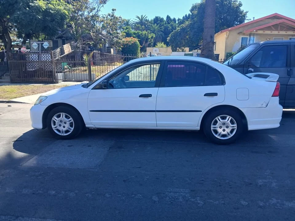 2005 Honda Civic 7th Gen - Image 6 of 10