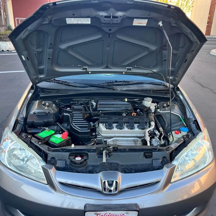 2005 Honda Civic 7th Gen - Image 8 of 19
