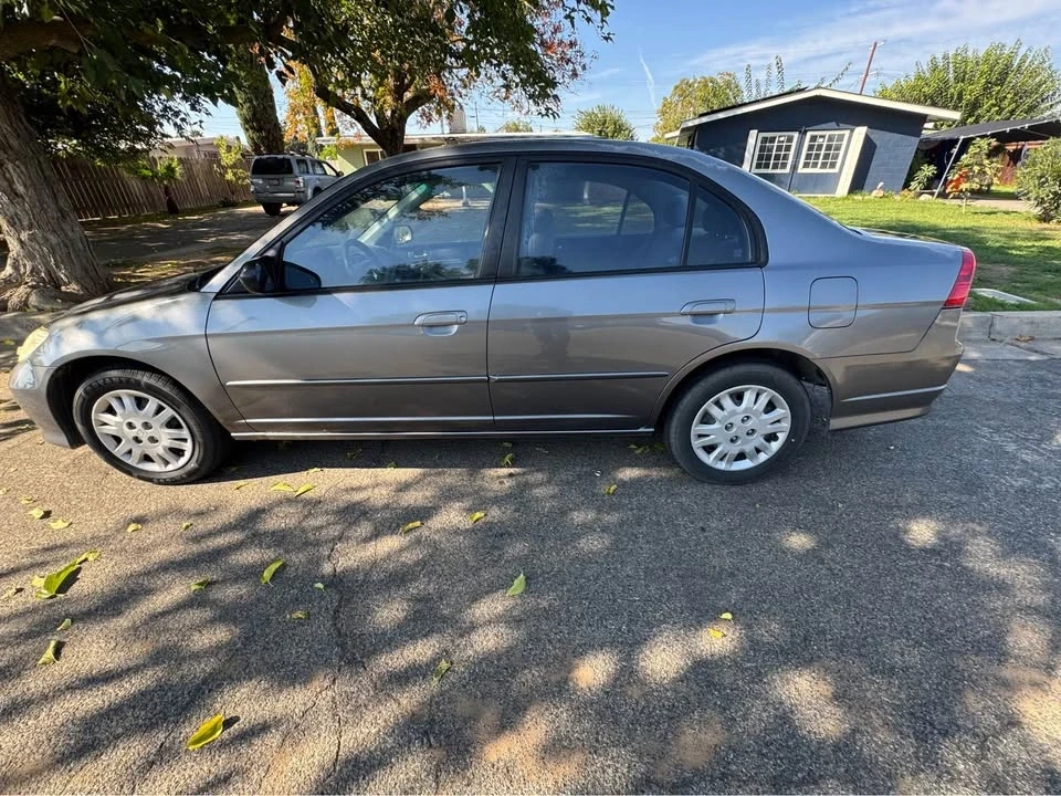2005 Honda Civic 7th Gen - Image 7 of 10