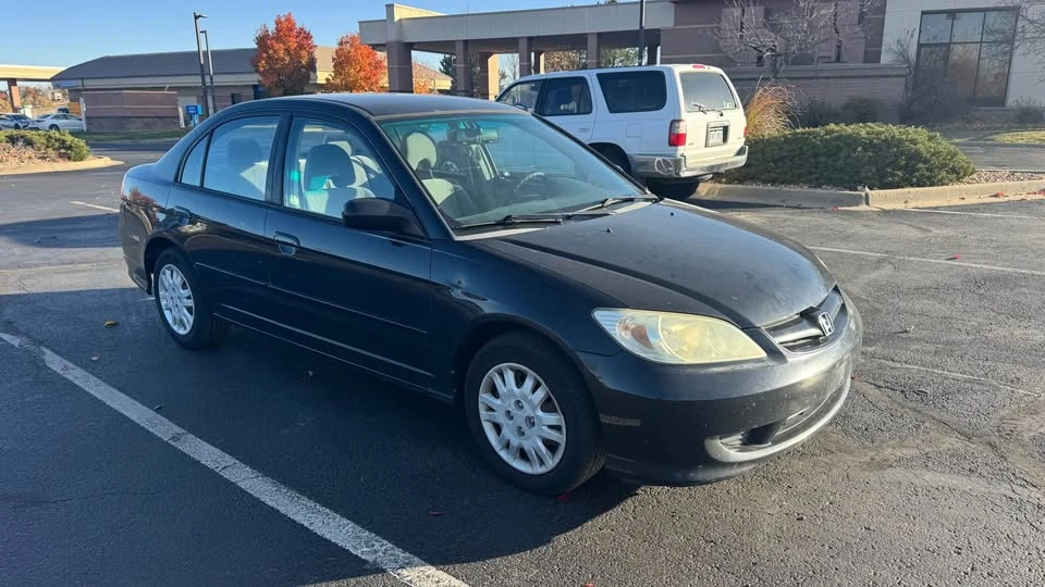 2005 Honda Civic 7th Gen - Image 3 of 10