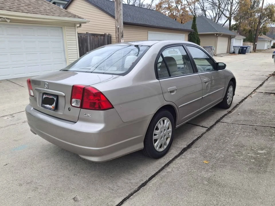 2005 Honda Civic 7th Gen - Image 5 of 7