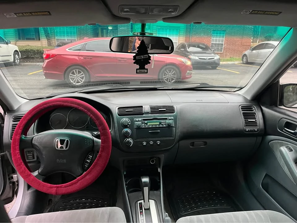 2005 Honda Civic 7th Gen - Image 5 of 9