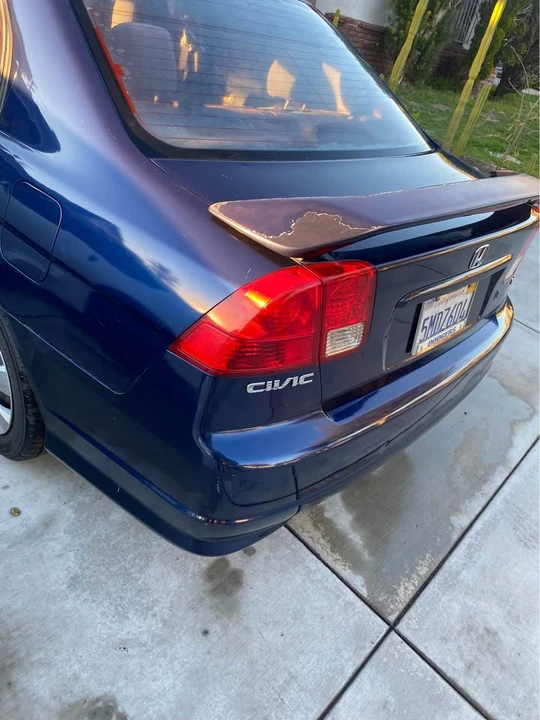 2005 Honda Civic 7th Gen - Image 2 of 16