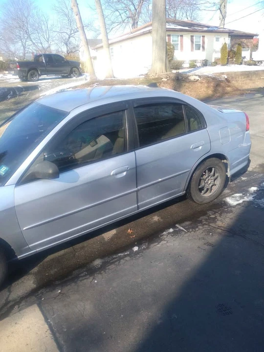 2005 Honda Civic 7th Gen - Image 4 of 8