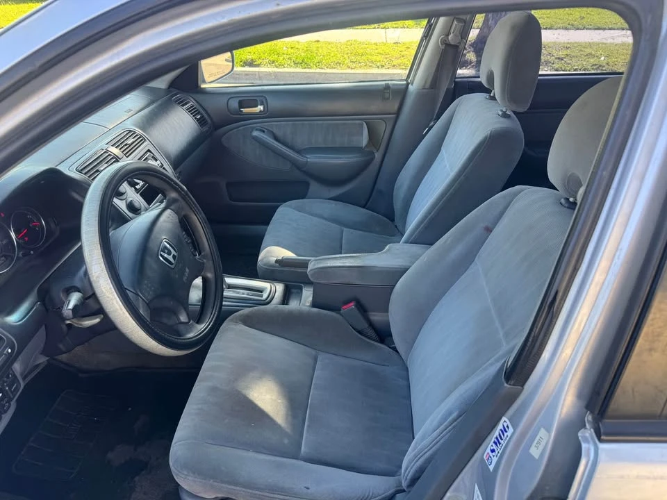 2005 Honda Civic 7th Gen - Image 7 of 11