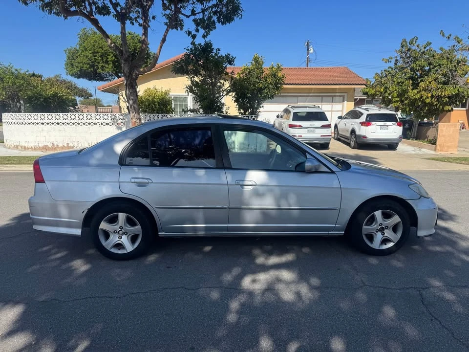 2005 Honda Civic 7th Gen - Image 6 of 11