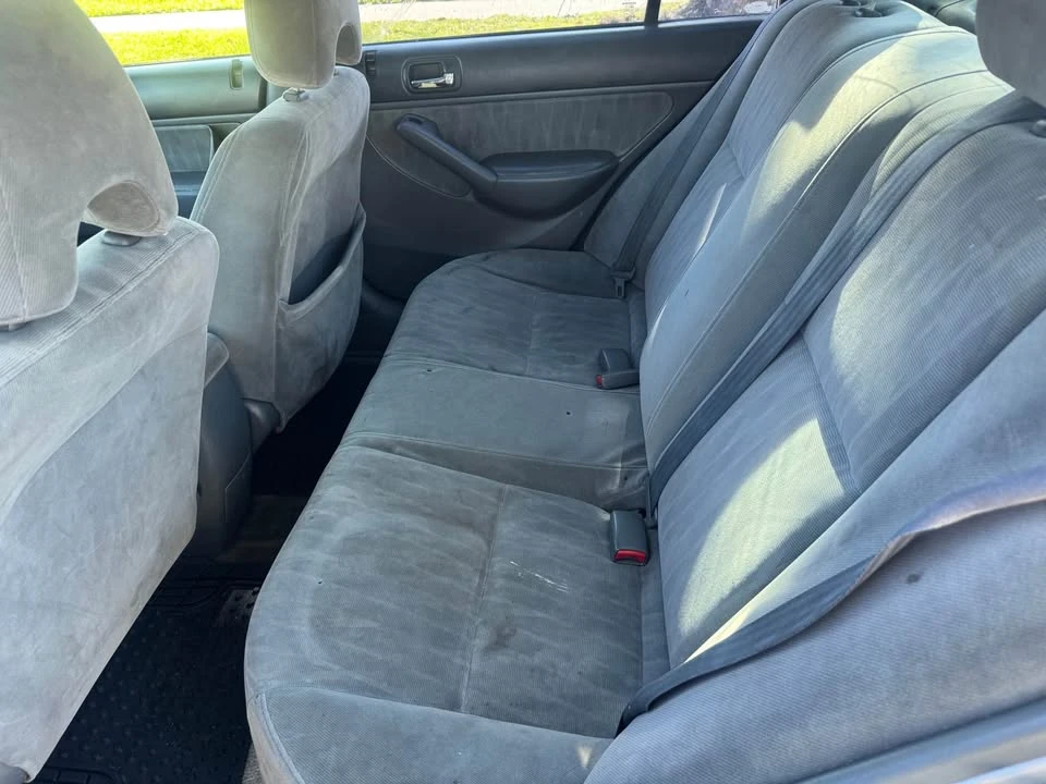 2005 Honda Civic 7th Gen - Image 8 of 11