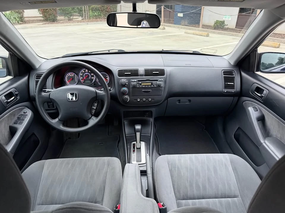 2005 Honda Civic 7th Gen - Image 11 of 13