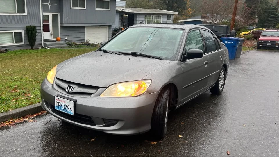 2005 Honda Civic 7th Gen - Image 2 of 11