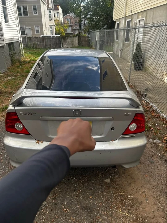 2005 Honda Civic 7th Gen - Image 4 of 6