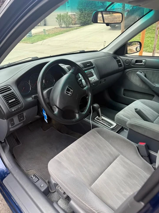 2005 Honda Civic 7th Gen - Image 6 of 8