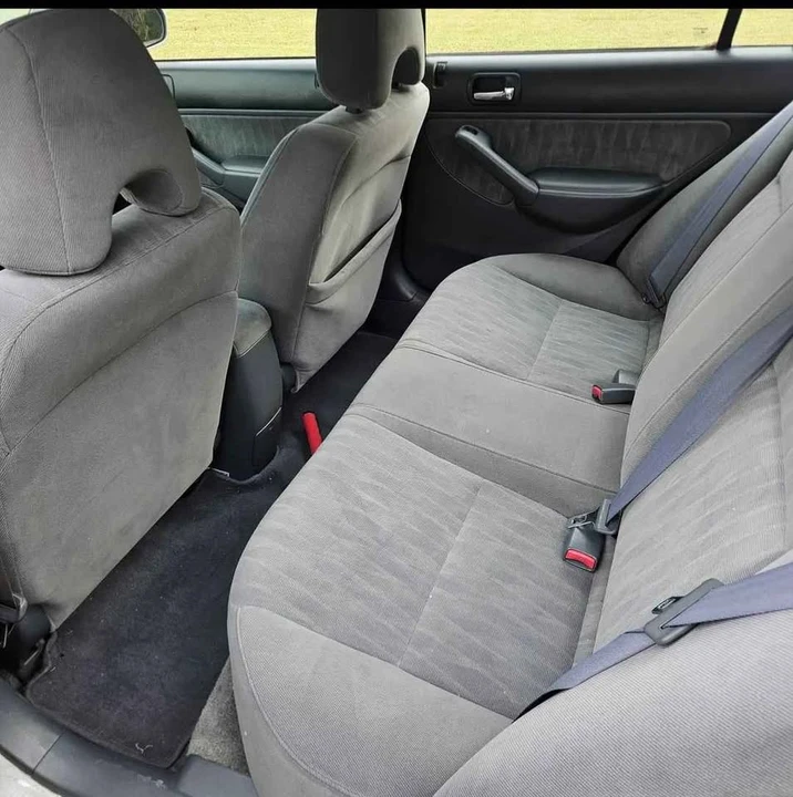 2005 Honda Civic 7th Gen - Image 5 of 9