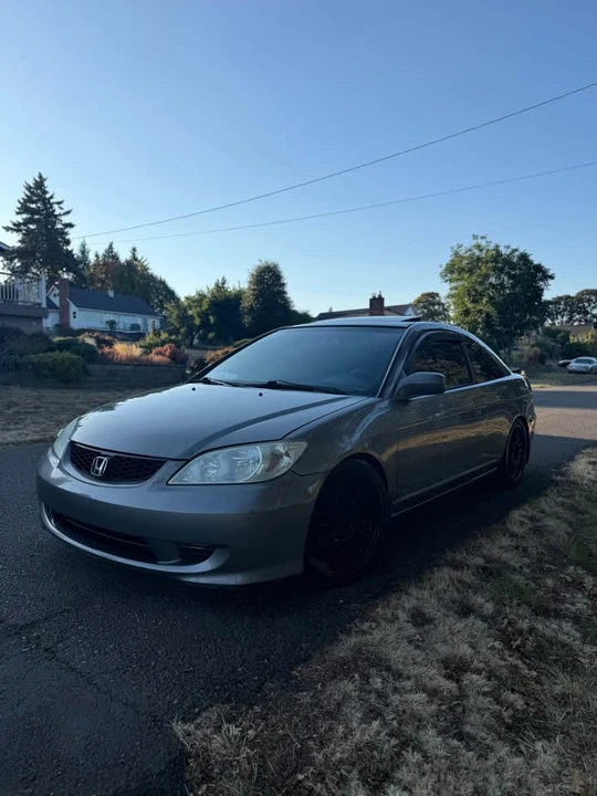 2005 Honda Civic 7th Gen - Image 9 of 10