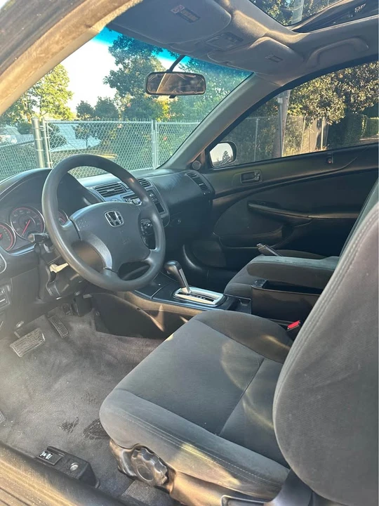 2005 Honda Civic 7th Gen - Image 2 of 10