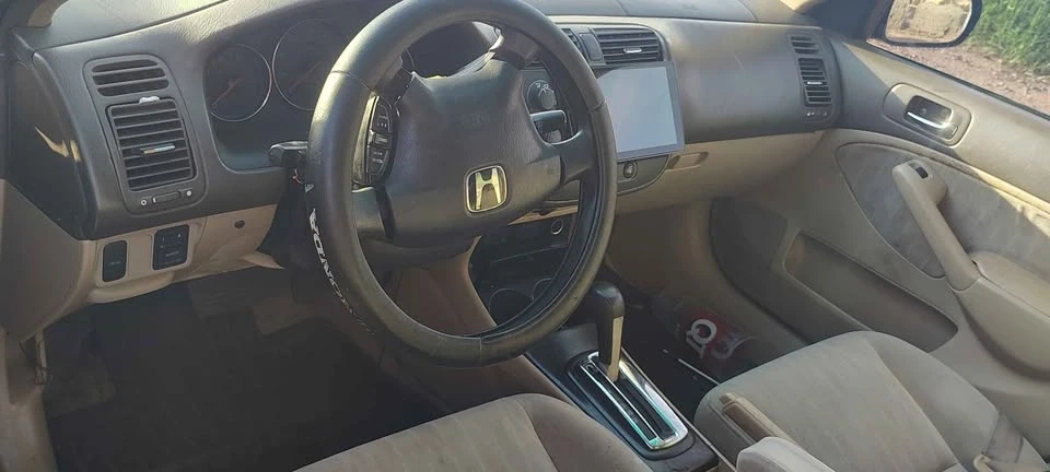 2005 Honda Civic 7th Gen - Image 4 of 8