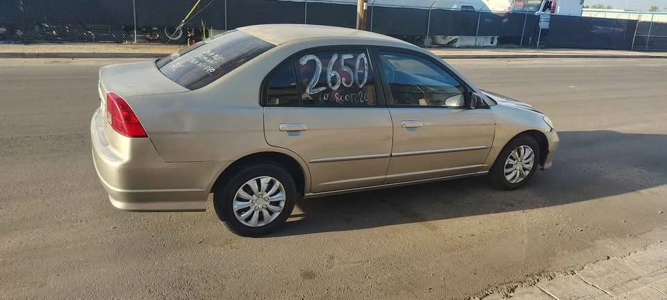 2005 Honda Civic 7th Gen - Image 5 of 8