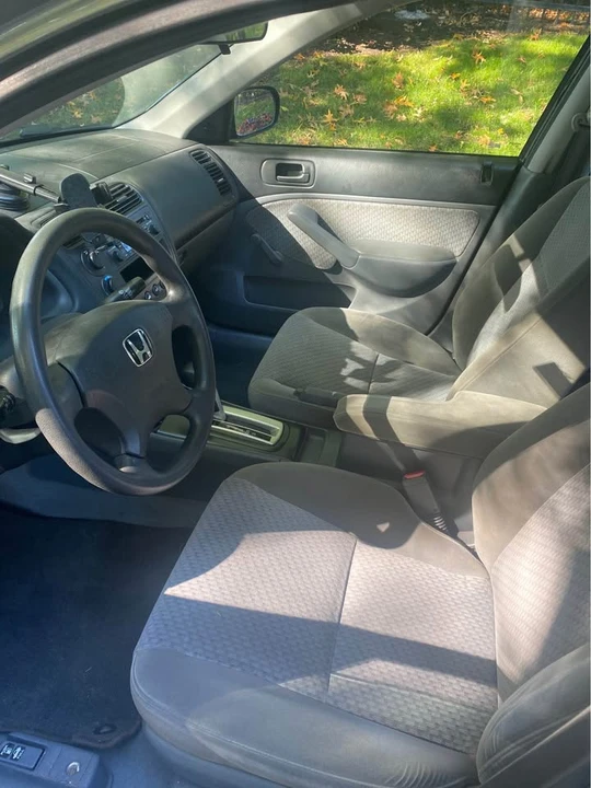 2005 Honda Civic 7th Gen - Image 4 of 7