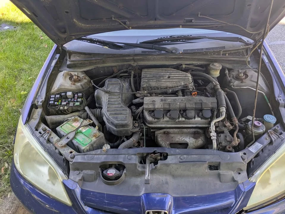 2005 Honda Civic 7th Gen - Image 9 of 12