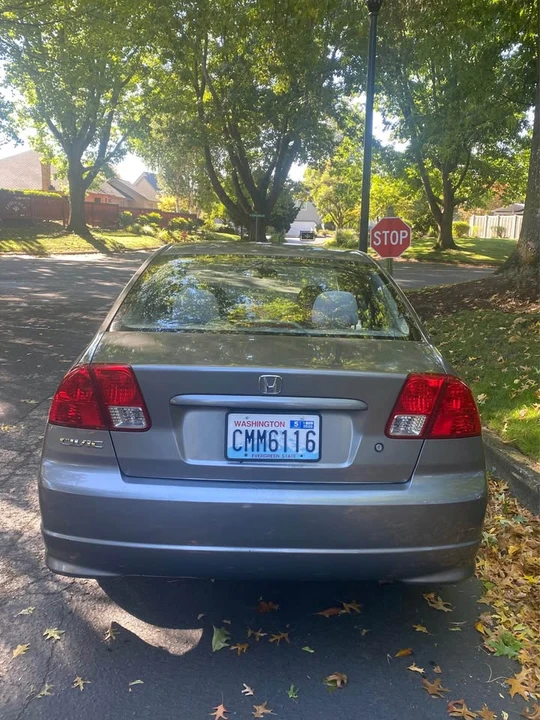 2005 Honda Civic 7th Gen - Image 3 of 7