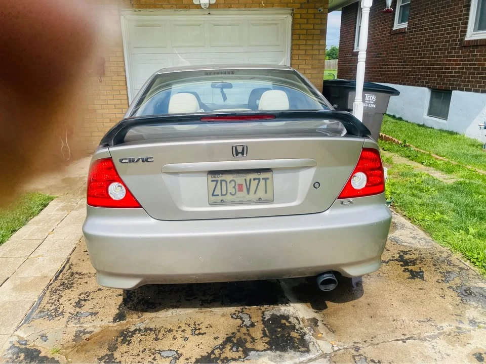 2005 Honda Civic 7th Gen - Image 7 of 11