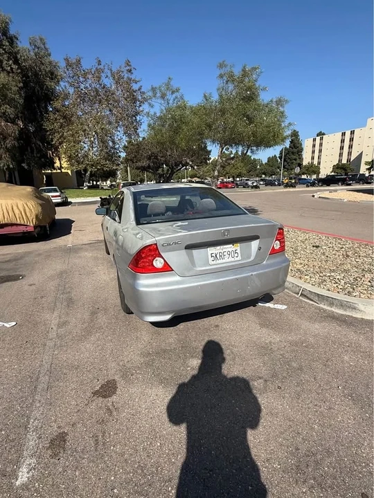 2005 Honda Civic 7th Gen - Image 3 of 8