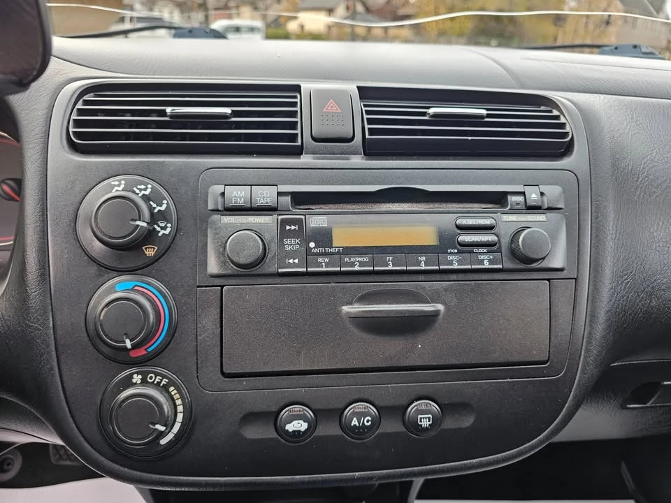 2005 Honda Civic 7th Gen - Image 10 of 12