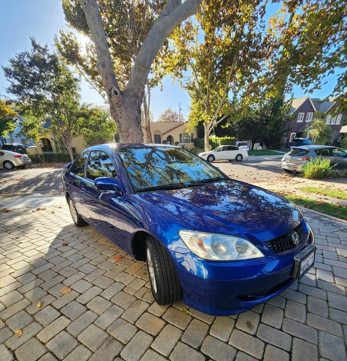 2005 Honda Civic 7th Gen - Image 2 of 7