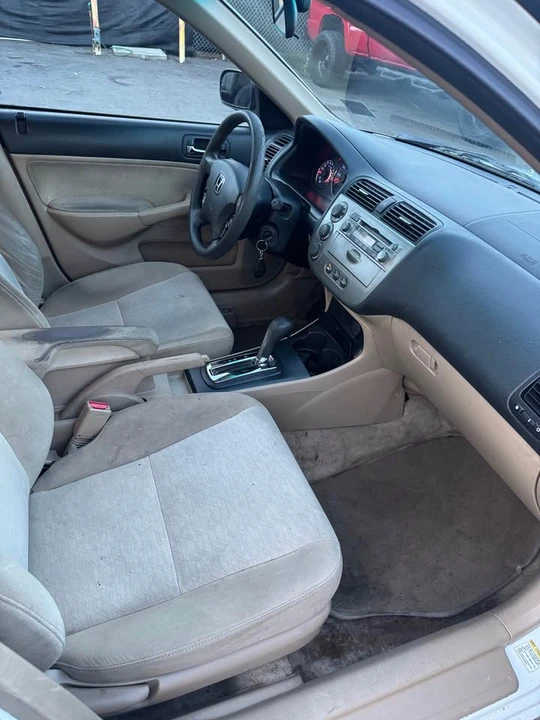 2005 Honda Civic 7th Gen - Image 4 of 6