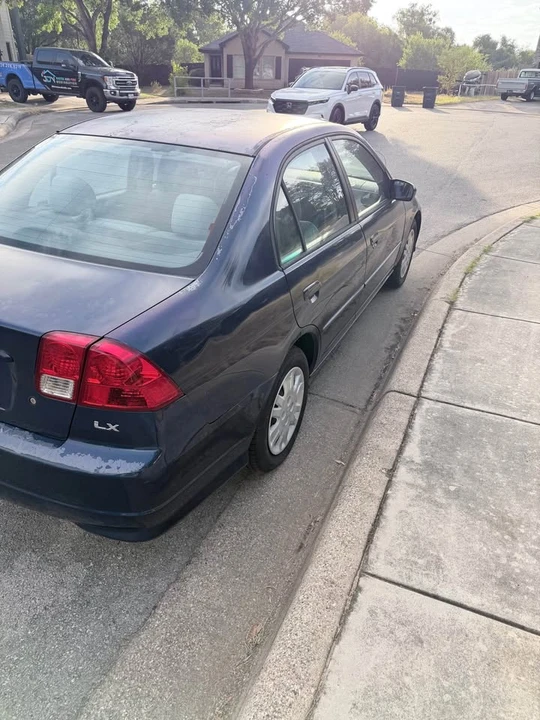 2005 Honda Civic 7th Gen - Image 5 of 7