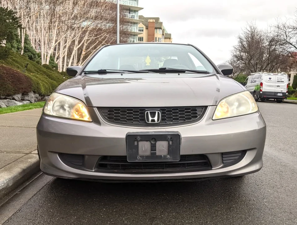 2005 Honda Civic 7th Gen - Image 4 of 13