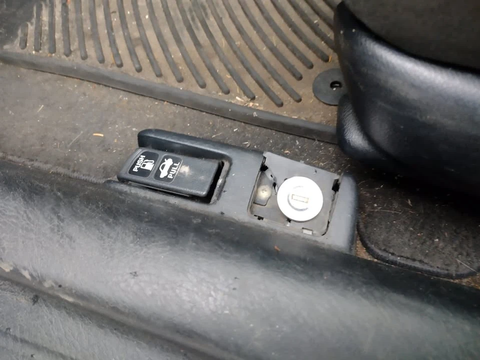 2005 Honda Civic 7th Gen - Image 14 of 17