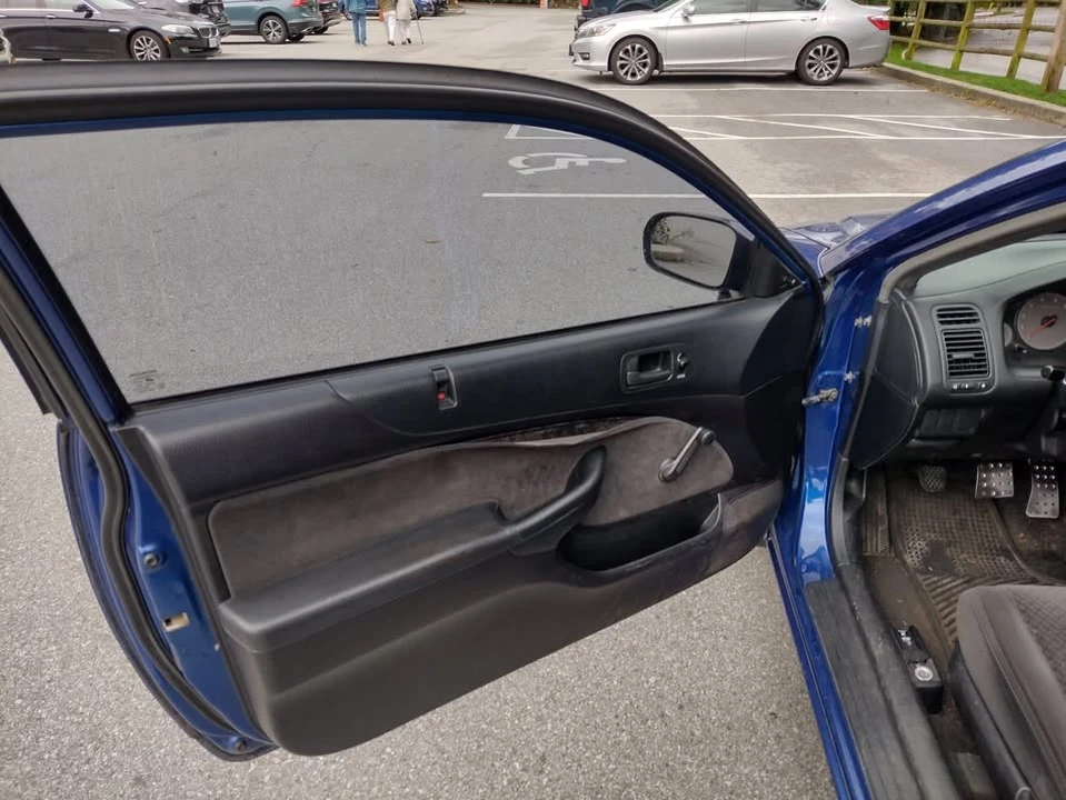 2005 Honda Civic 7th Gen - Image 8 of 17