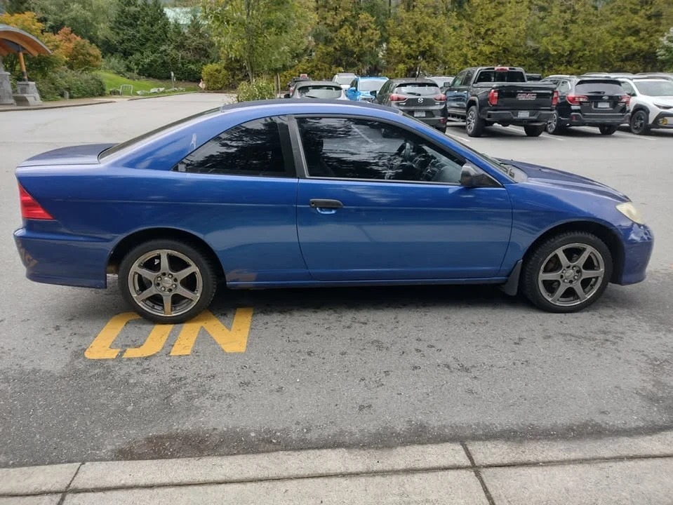 2005 Honda Civic 7th Gen - Image 5 of 17