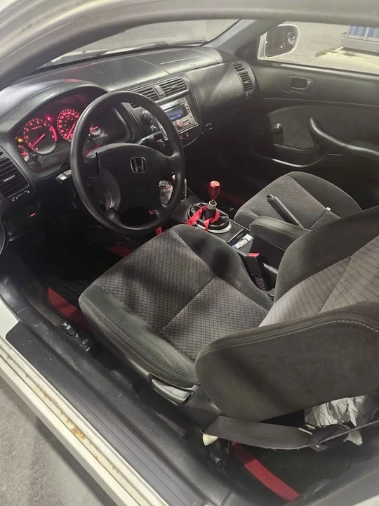 2005 Honda Civic 7th Gen - Image 7 of 7