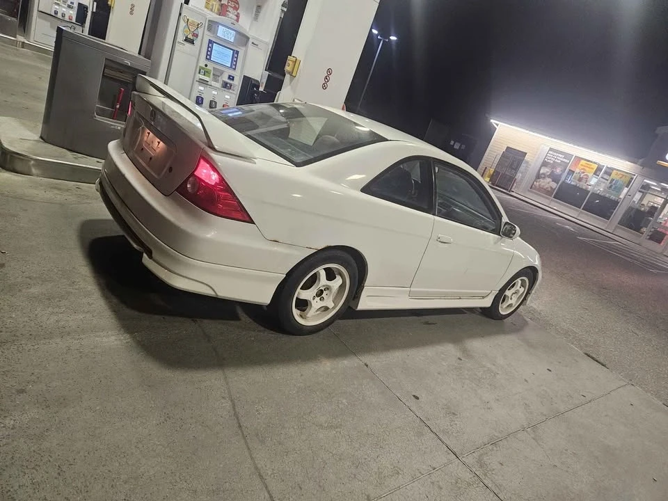 2005 Honda Civic 7th Gen - Image 6 of 7