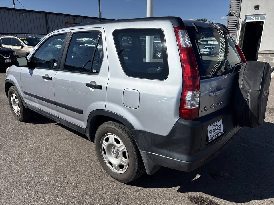 2005 Honda CR-V 2nd Gen - Image 6 of 19
