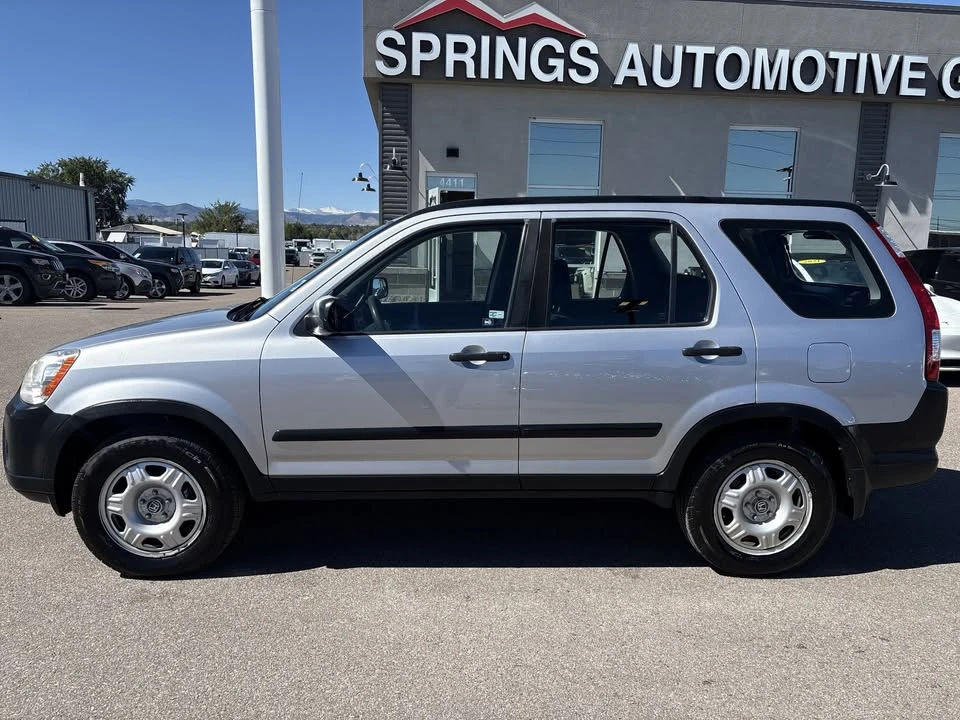 2005 Honda CR-V 2nd Gen - Image 3 of 19