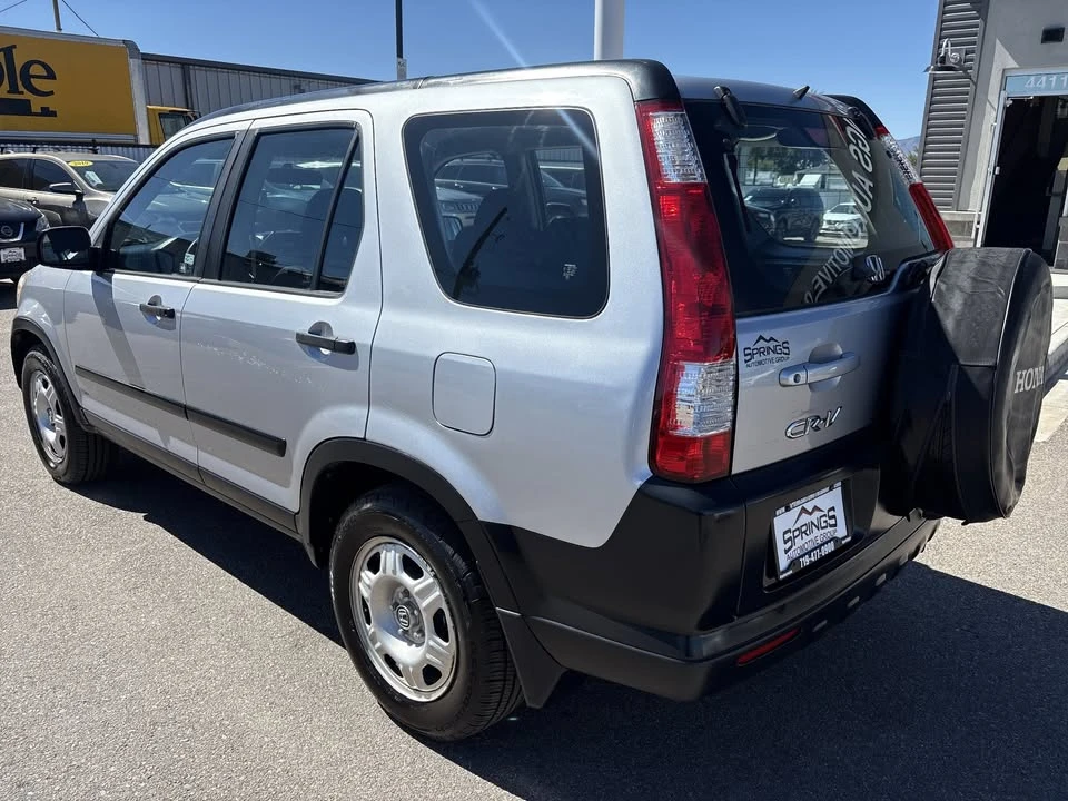 2005 Honda CR-V 2nd Gen - Image 5 of 19