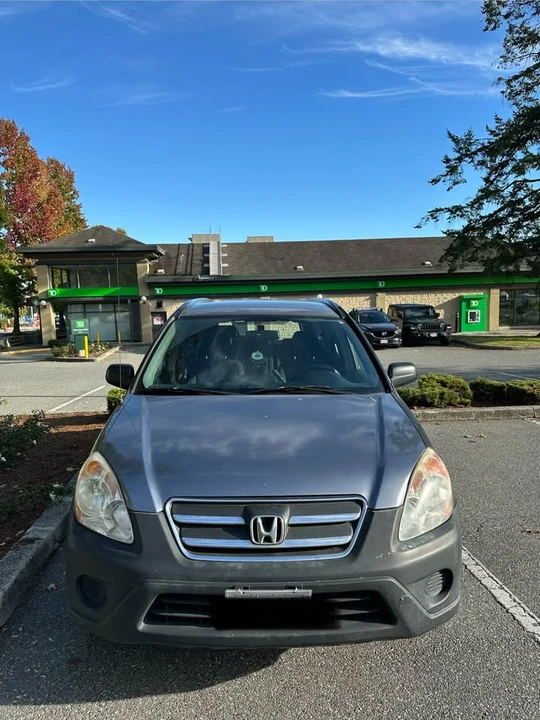 2005 Honda CR-V 2nd Gen - Image 3 of 3