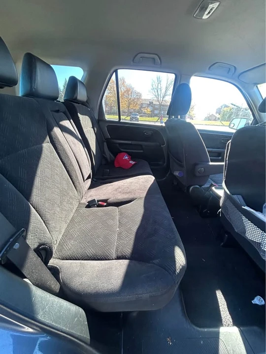 2005 Honda CR-V 2nd Gen - Image 5 of 8